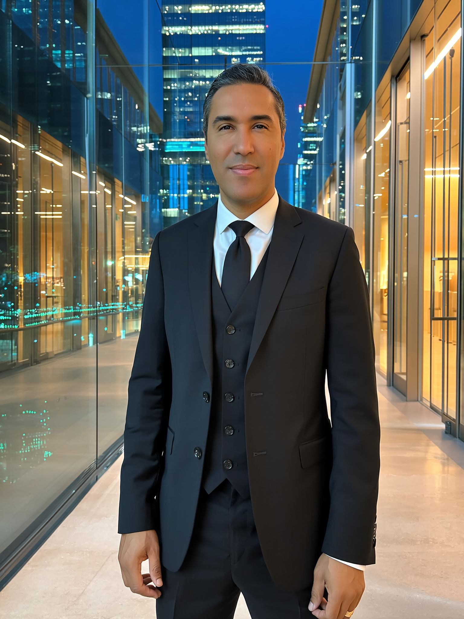 Tarik Cherkaoui, consultant en management de projet et conduite du changement, certifié PMP®, PRINCE2®, SPC® et auditeur ISO 9001 IRCA, accompagne les organisations dans leurs projets de transformation et d’amélioration continue.